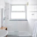 11 Barnaloft Bathroom