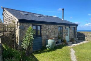 Read more about the article Trowan Garden Room