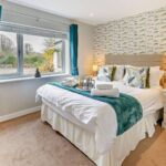 Riverside Retreat - Master bedroom