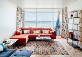 6 Barnaloft Living Room with sea views over Porthmeor beach